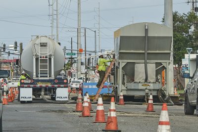 Honolulu Mayor Signs Bill To Give Financial Relief To Businesses Hurt By Rail Construction